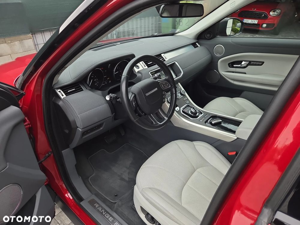 Land Rover Range Rover Evoque - 9