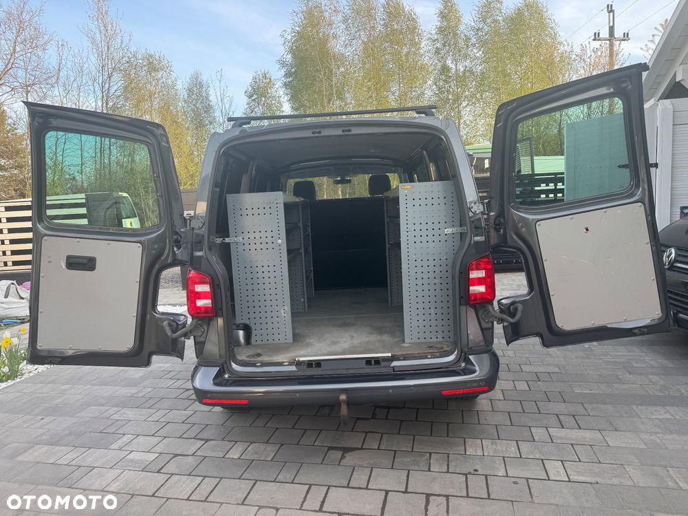 Volkswagen Transporter - 8
