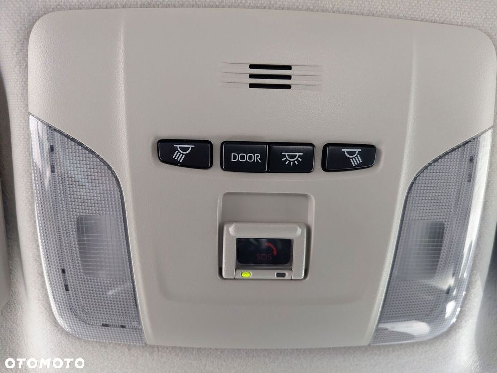 Toyota Corolla - 28