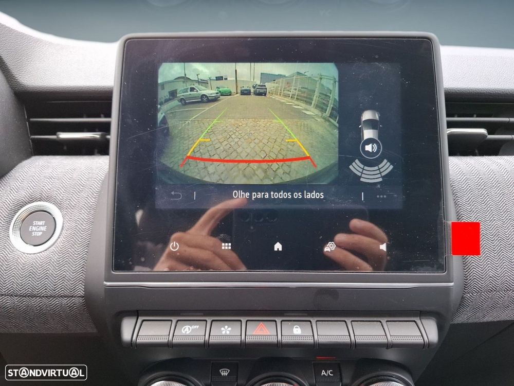 Renault Clio 1.0 TCe Techno - 23