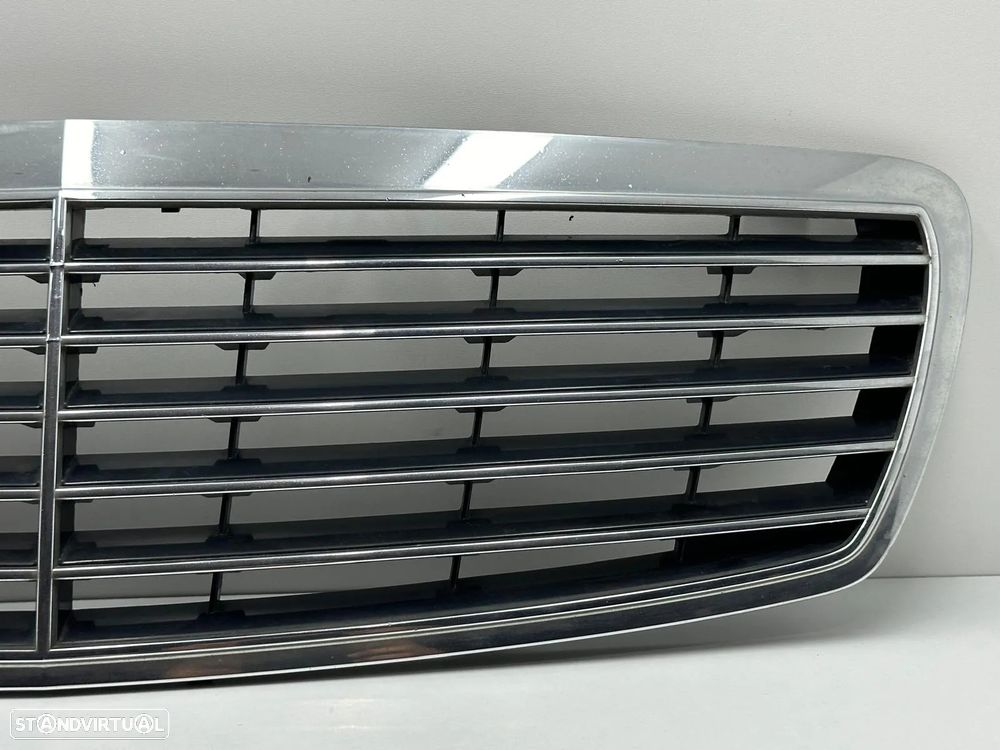 Grelha Frente - Mercedes E W211 (2002) - 3