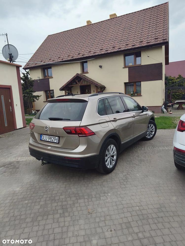 Volkswagen Tiguan - 3
