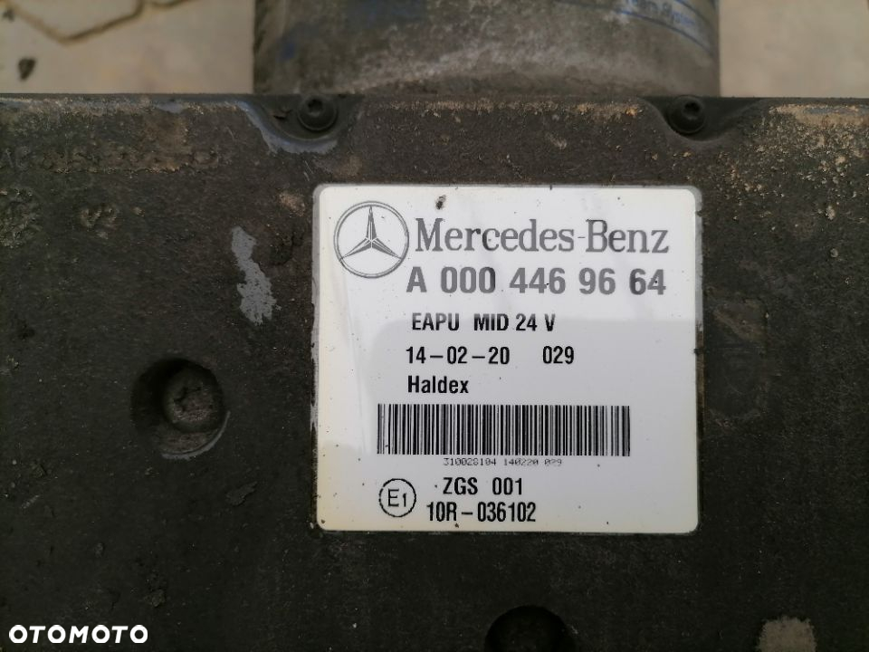 Zawór EAPU osuszacz Mercedes Actros MP4 0004469664 - 2