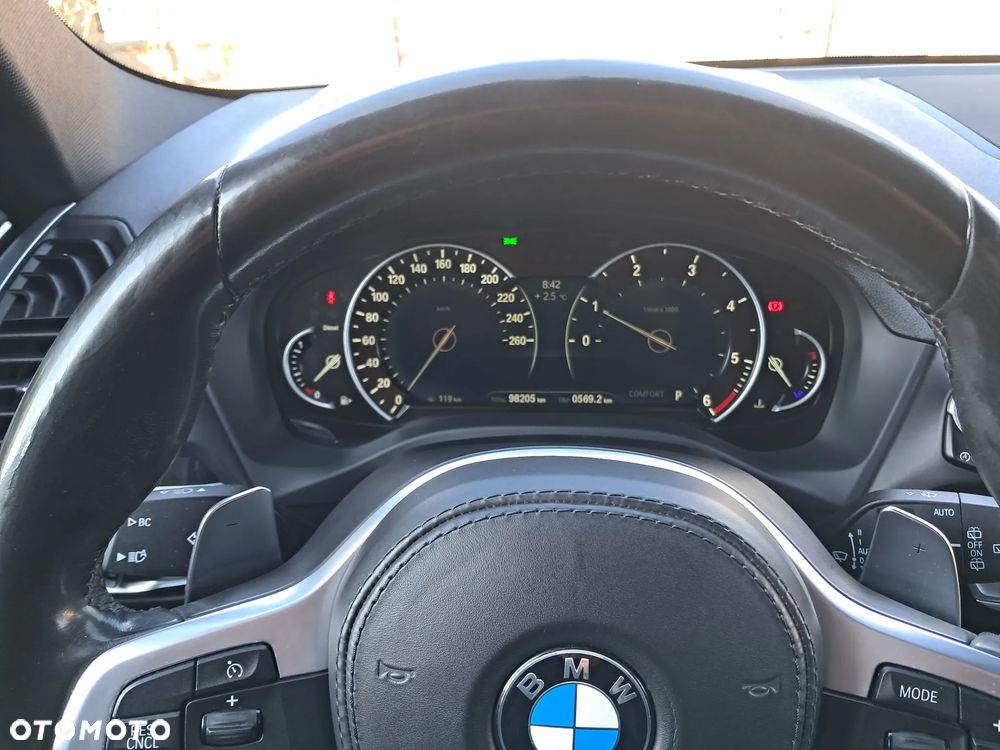 BMW X3 xDrive20d M Sport Edition - 7