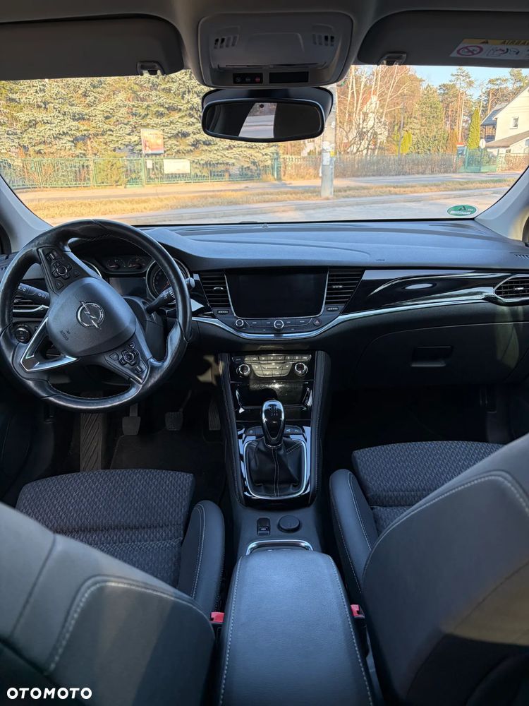 Opel Astra 1.6 CDTI Cosmo - 9