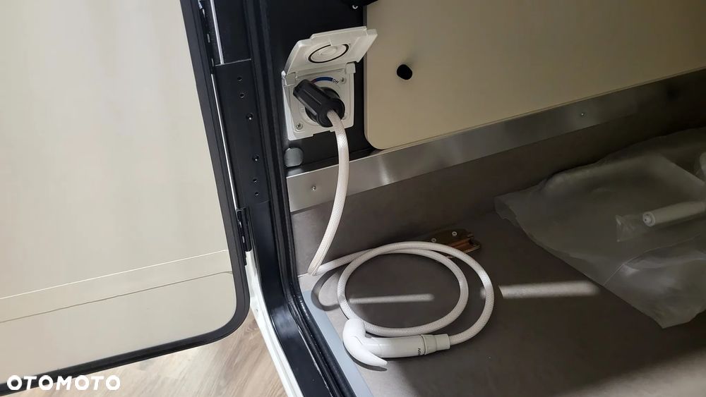 McLOUIS MC4 381 - 4 osobowy - 6