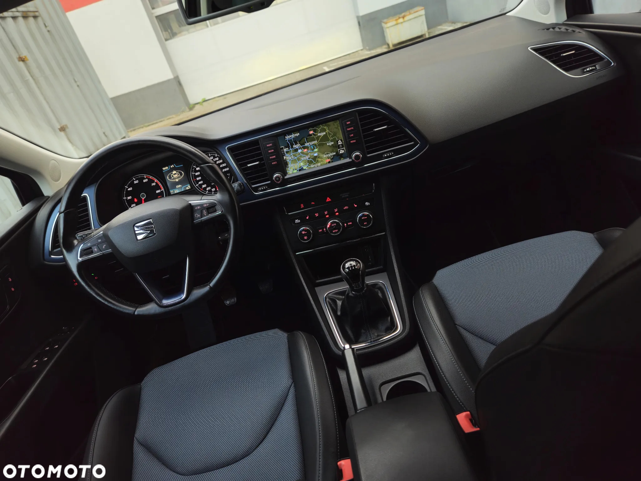 Seat Leon 1.4 TSI Start&Stop CONNECT - 21