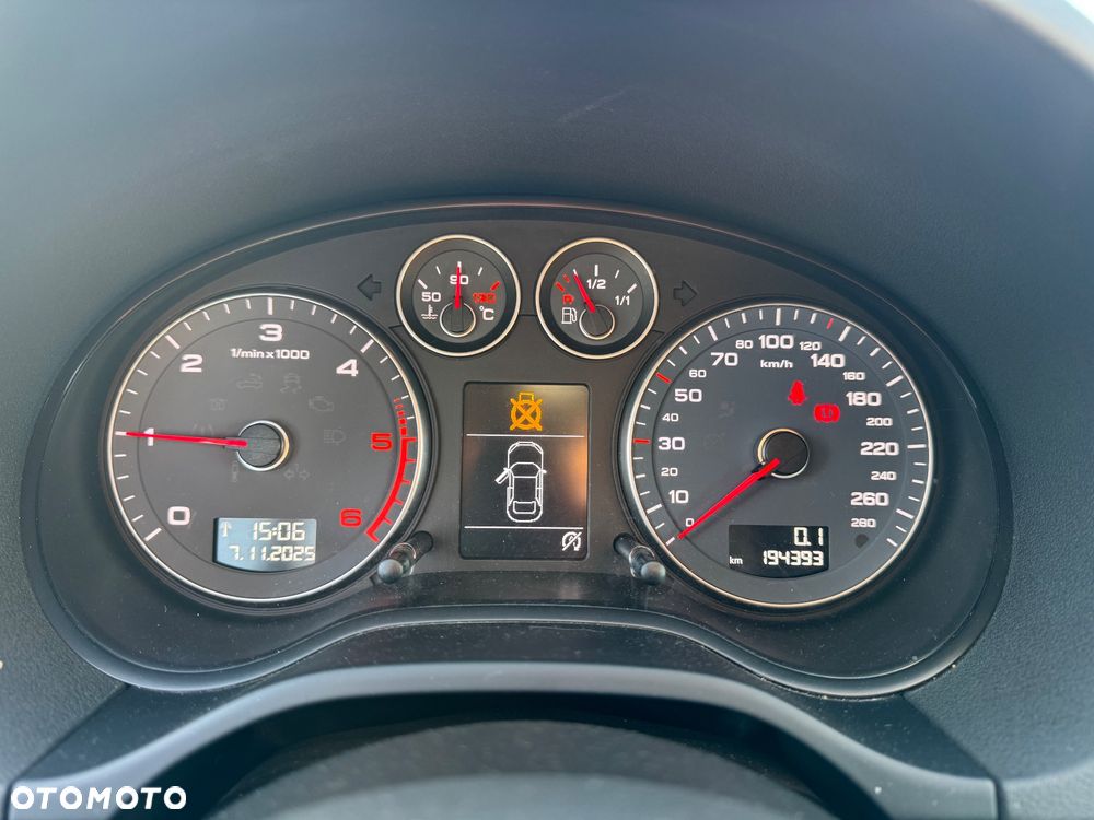 Audi A3 3-drzwiowe 1.6 TDI 99g DPF - 8