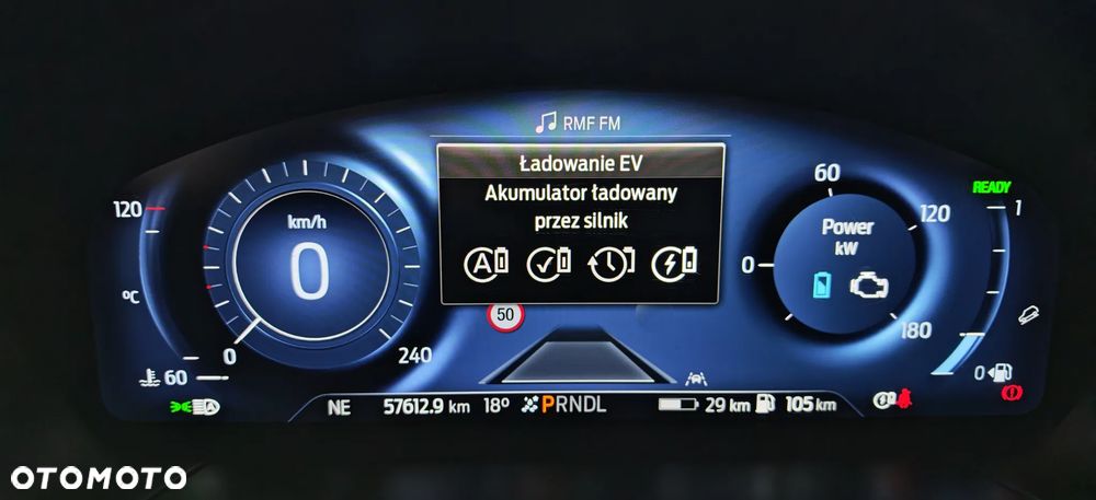 Ford Kuga 2.5 Duratec PHEV ST-LINE X - 35