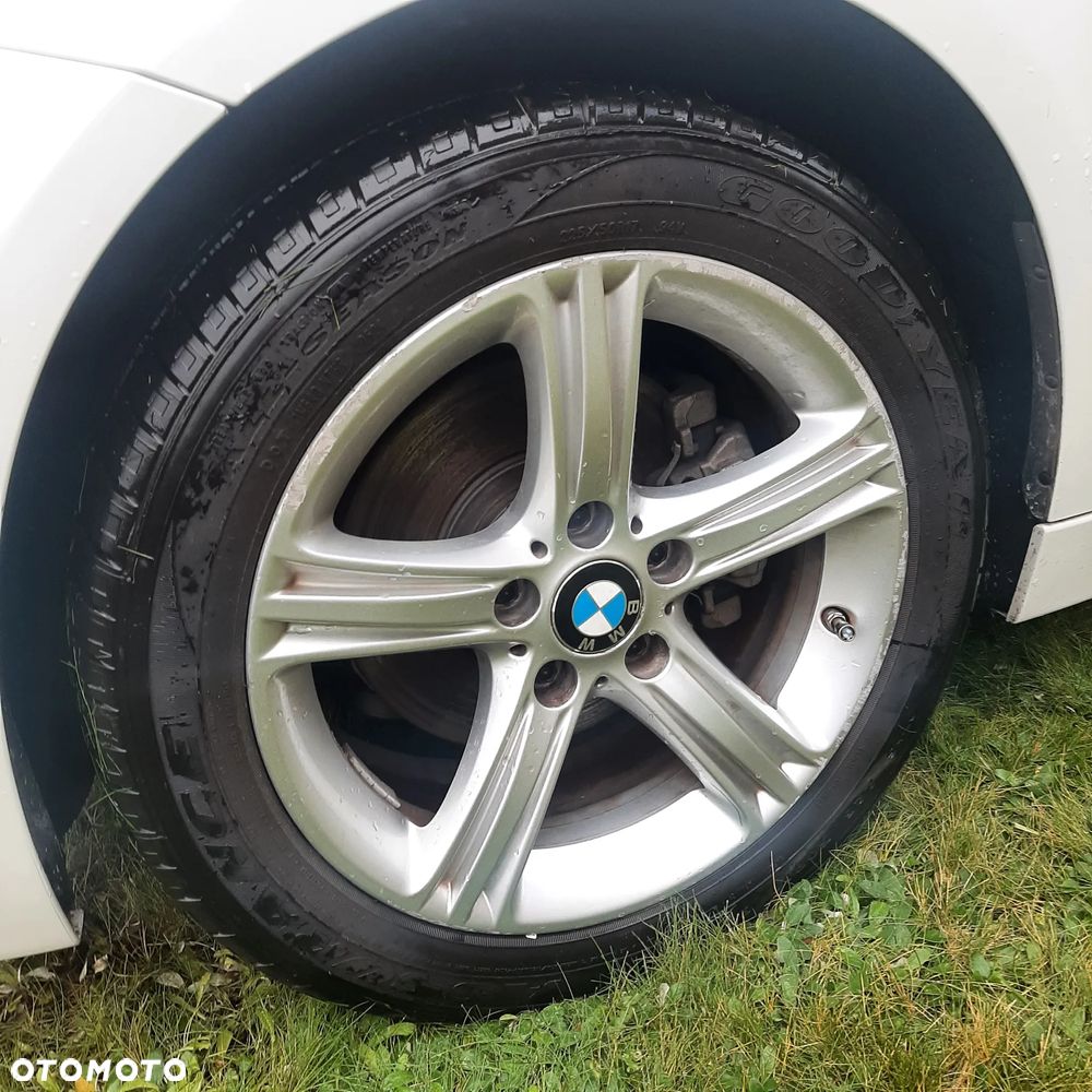 BMW Seria 3 328i xDrive - 5