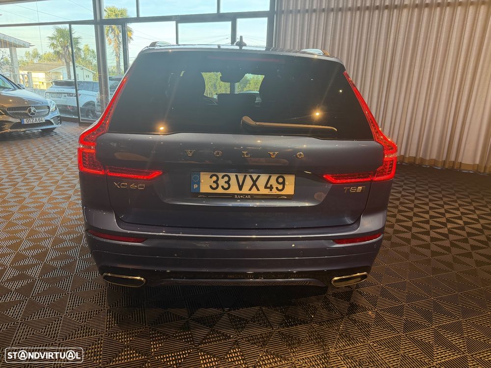 Volvo XC 60 2.0 T8 PHEV R-Design AWD - 7