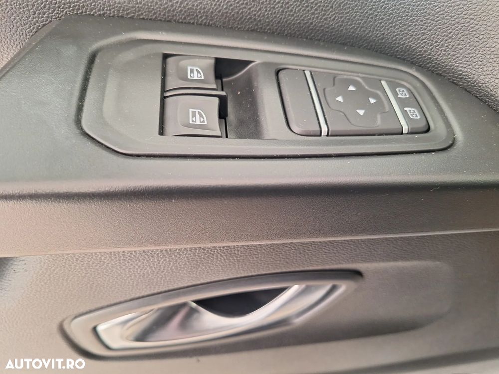 RENAULT Trafic 2022 — imagine 28