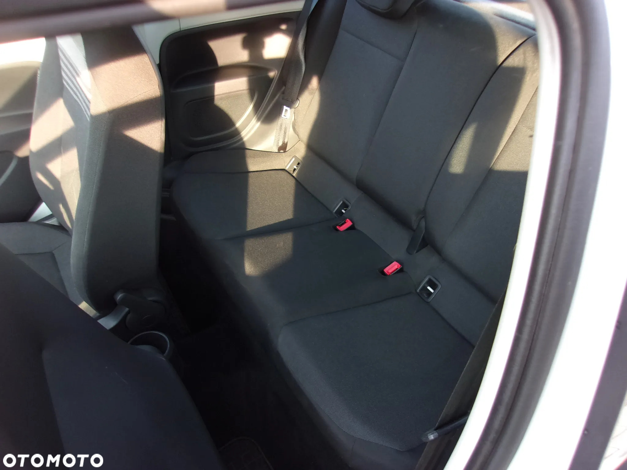 Volkswagen up! 1.0 move - 17