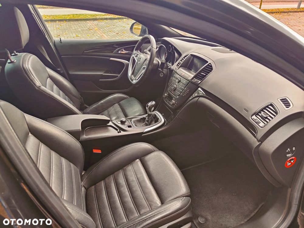 Opel Insignia 2.0 CDTI Sports Tourer ecoFLEX Business Cosmo - 12