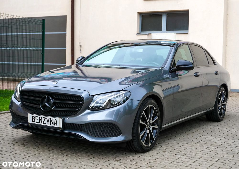 Mercedes-Benz Klasa E 200 CGI BlueEFFICIENCY Automatik Avantgarde - 16