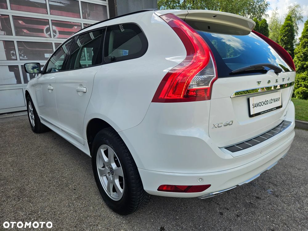 Volvo XC 60 D4 Drive-E Momentum - 13