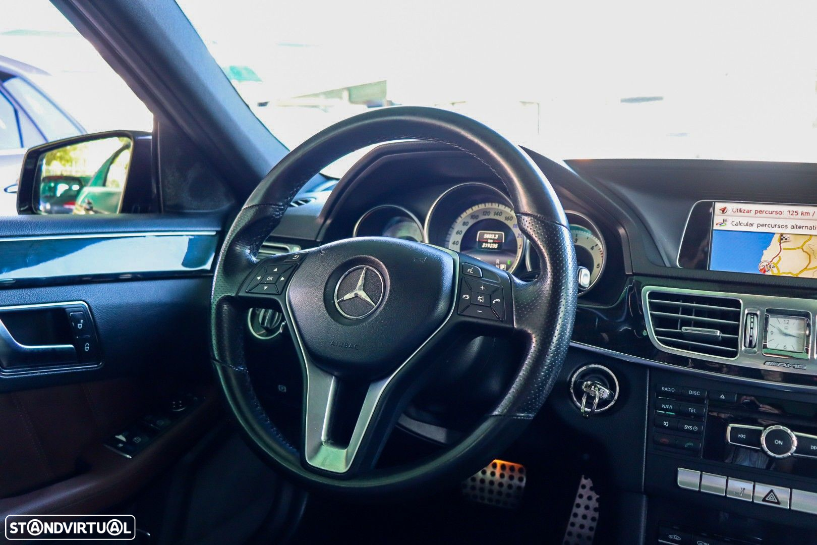 Mercedes-Benz E 300 Bluetec Hybrid Avantgarde - 12
