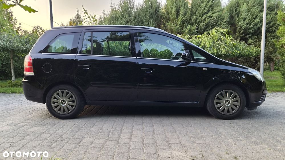 Opel Zafira - 3