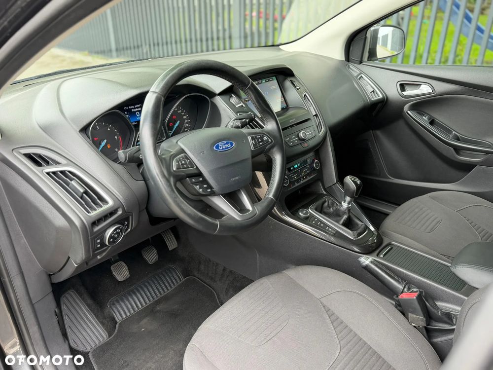 Ford Focus 2.0 TDCi Titanium ASS - 15