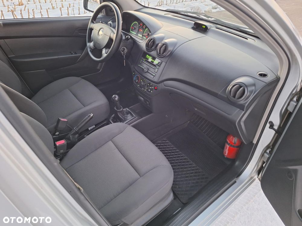 Chevrolet Aveo 1.4 16V LT (kla) - 12