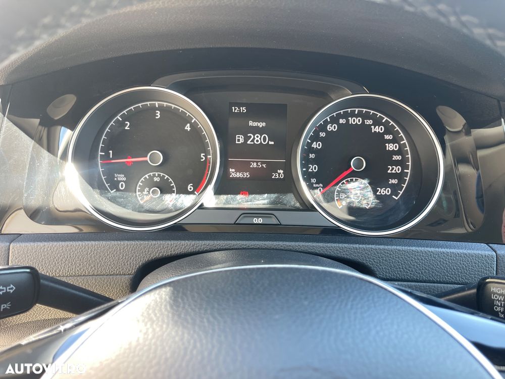 Volkswagen Golf 2.0 TDI (BlueMotion Technology) Highline - 38