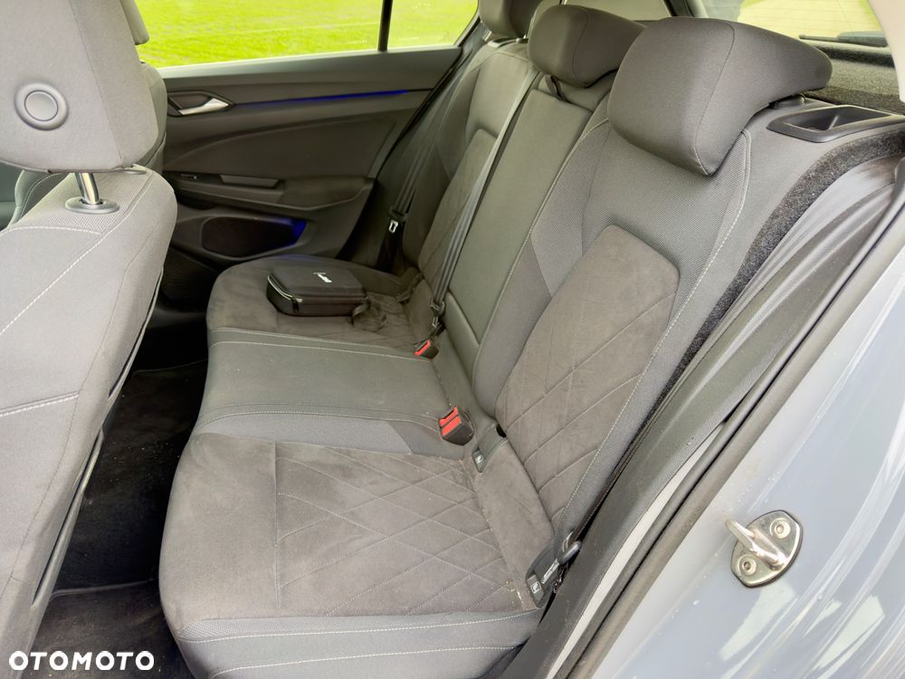 Volkswagen Golf 1.5 TSI EVO Style - 13