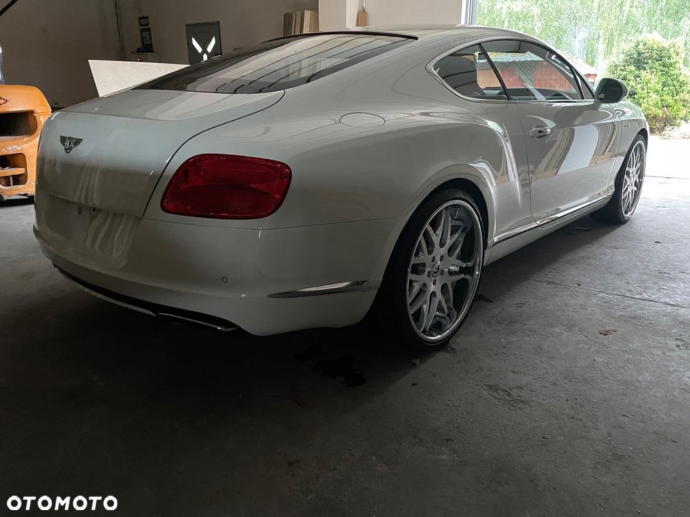 Bentley Continental GT W12 - 31