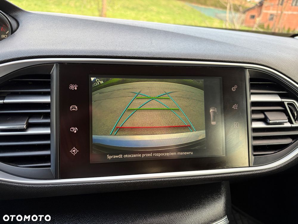 Peugeot 308 1.6 BlueHDi Active S&S - 26