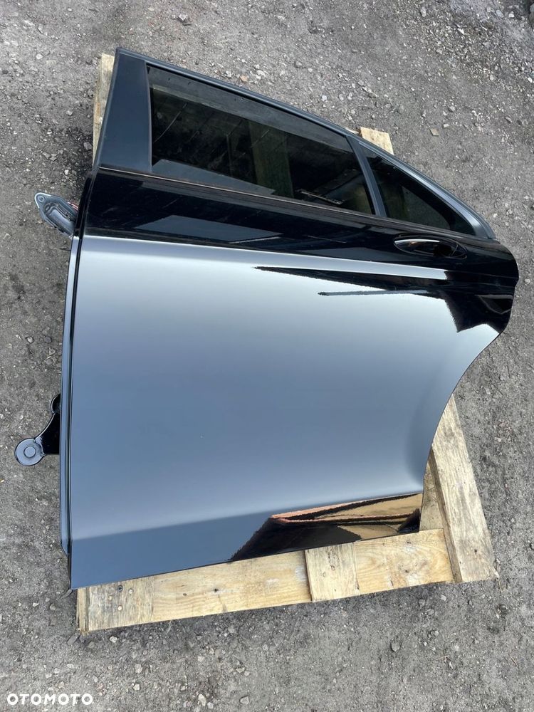 Drzwi lewy tyl lewe tylne sedan Mercedes W204 040U C040 czarne 100 umFe BDB - 2
