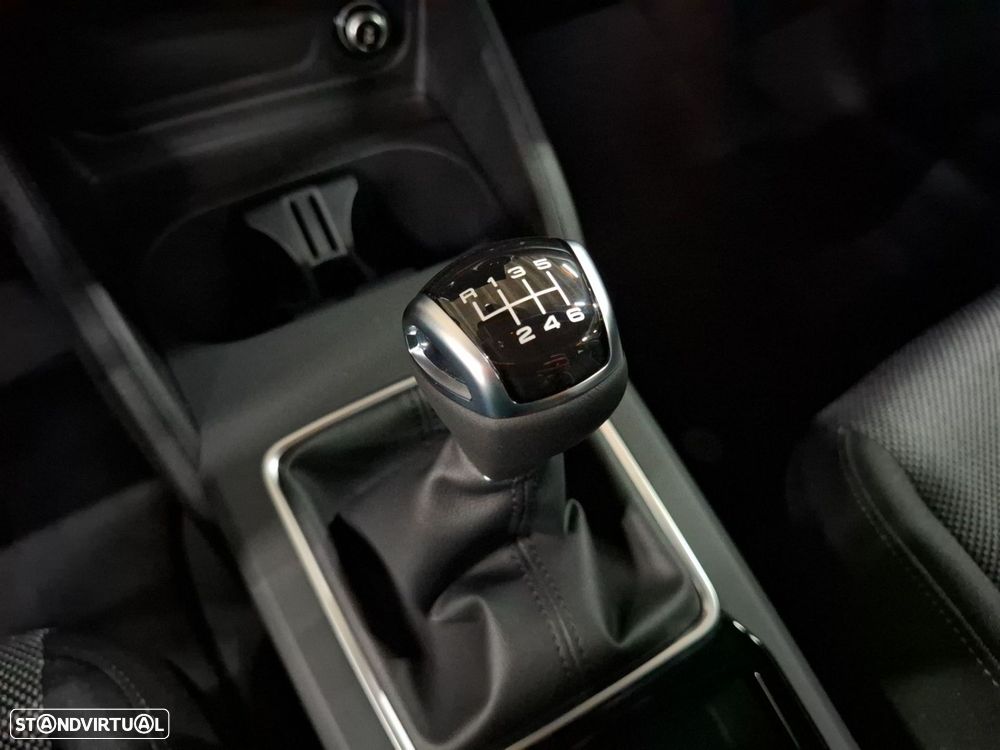 Audi Q2 30 TFSI Advanced - 18