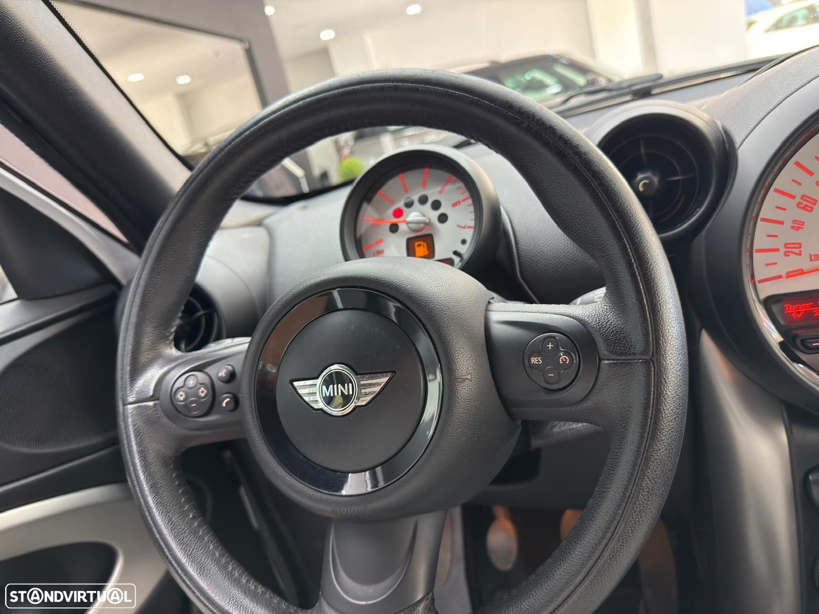 MINI Paceman Cooper D - 23