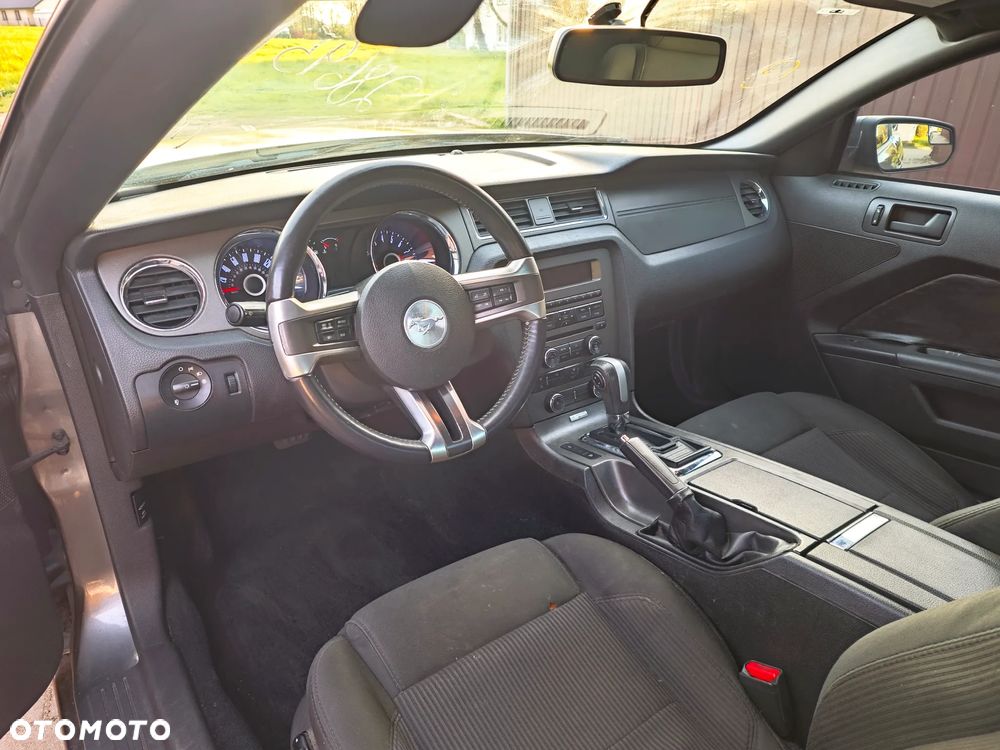 Ford Mustang 3.7 V6 - 6