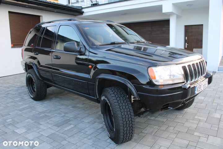 Jeep Grand Cherokee - 34