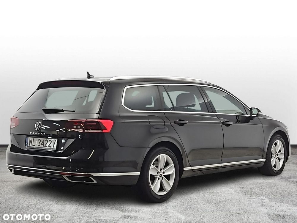 Volkswagen Passat Variant 2.0 TDI EVO Elegance DSG - 6