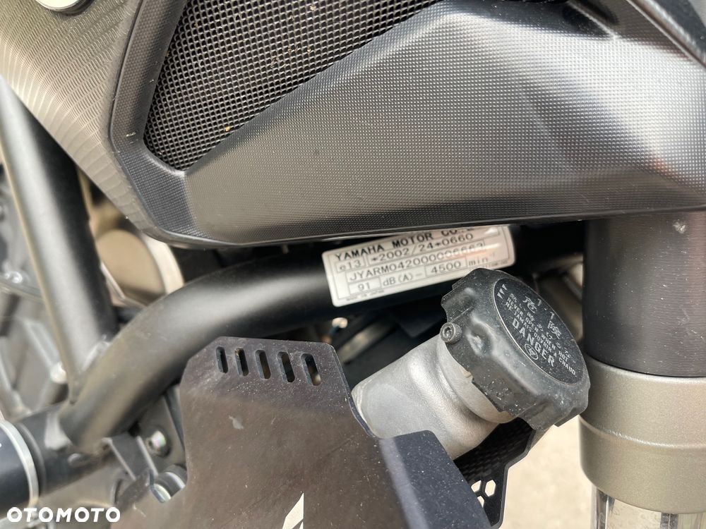 Yamaha MT - 6