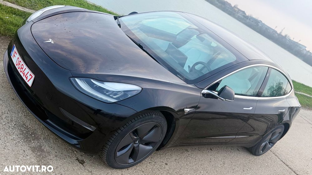 Tesla Model 3 Langstreckenbatterie Allradantrieb Dual Motor - 1