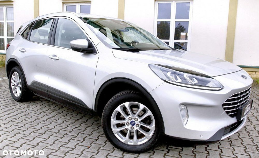 Ford Kuga - 32