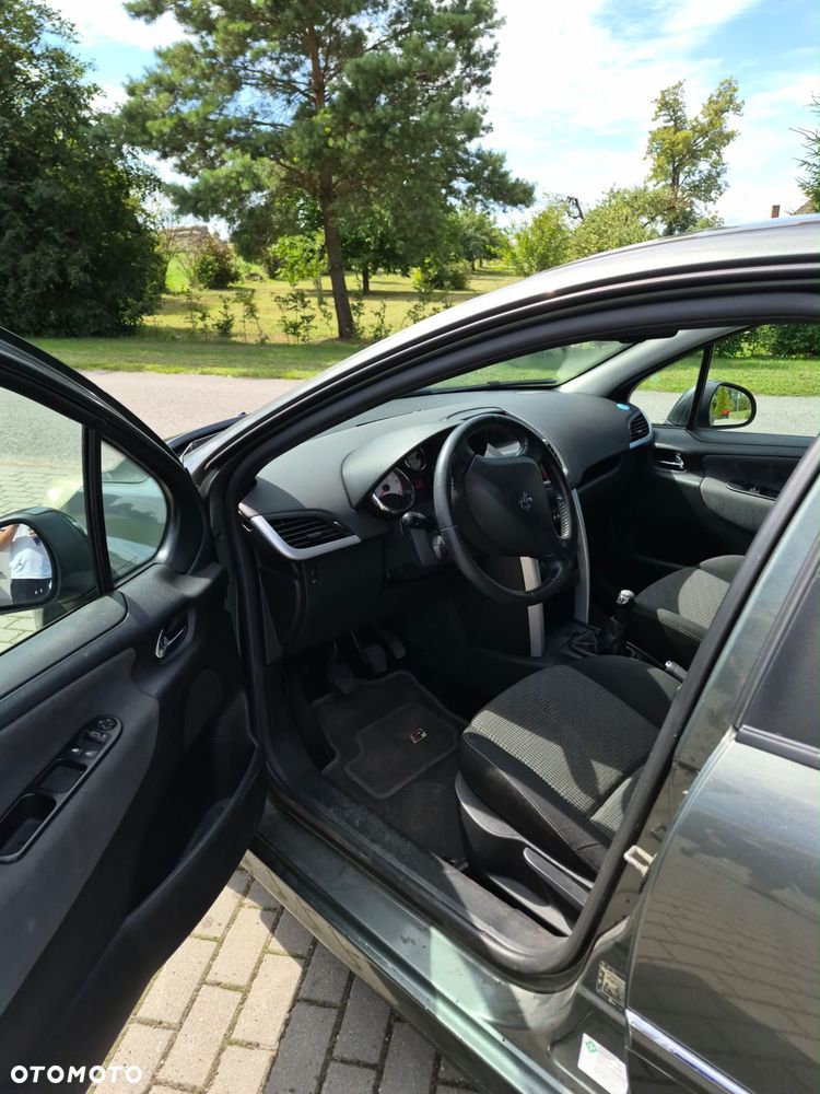 Peugeot 207 1.4 HDi Active - 12
