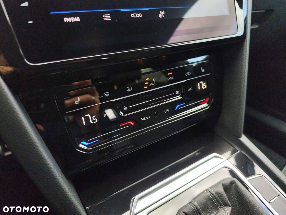 Volkswagen Arteon 2.0 TSI R-Line DSG - 27