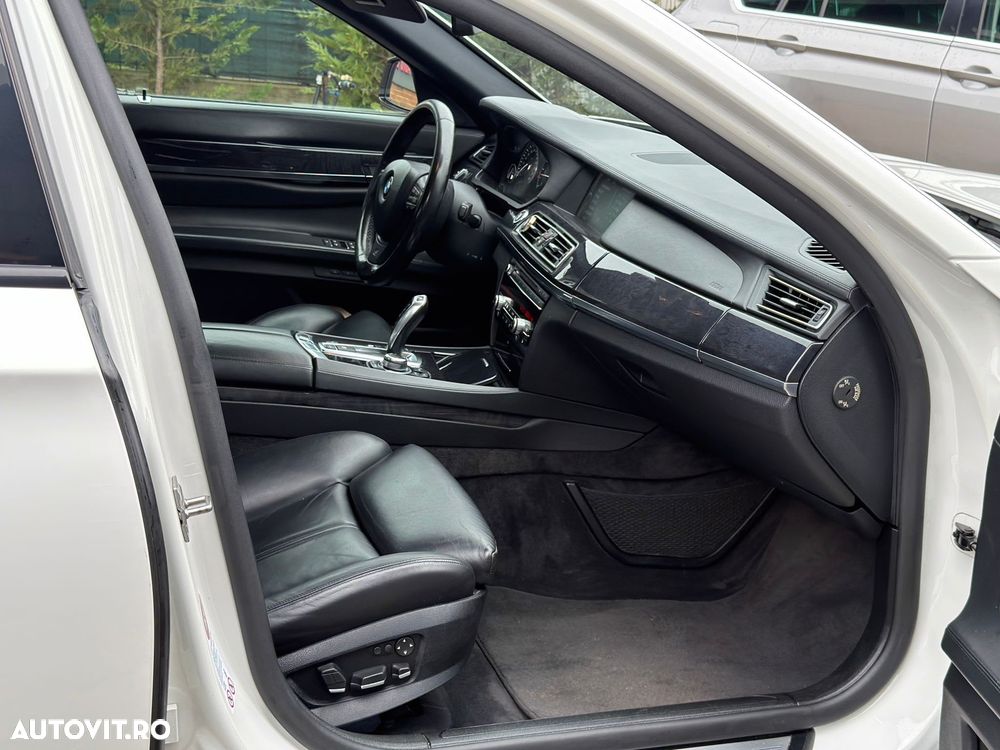 BMW Seria 7 740d - 4