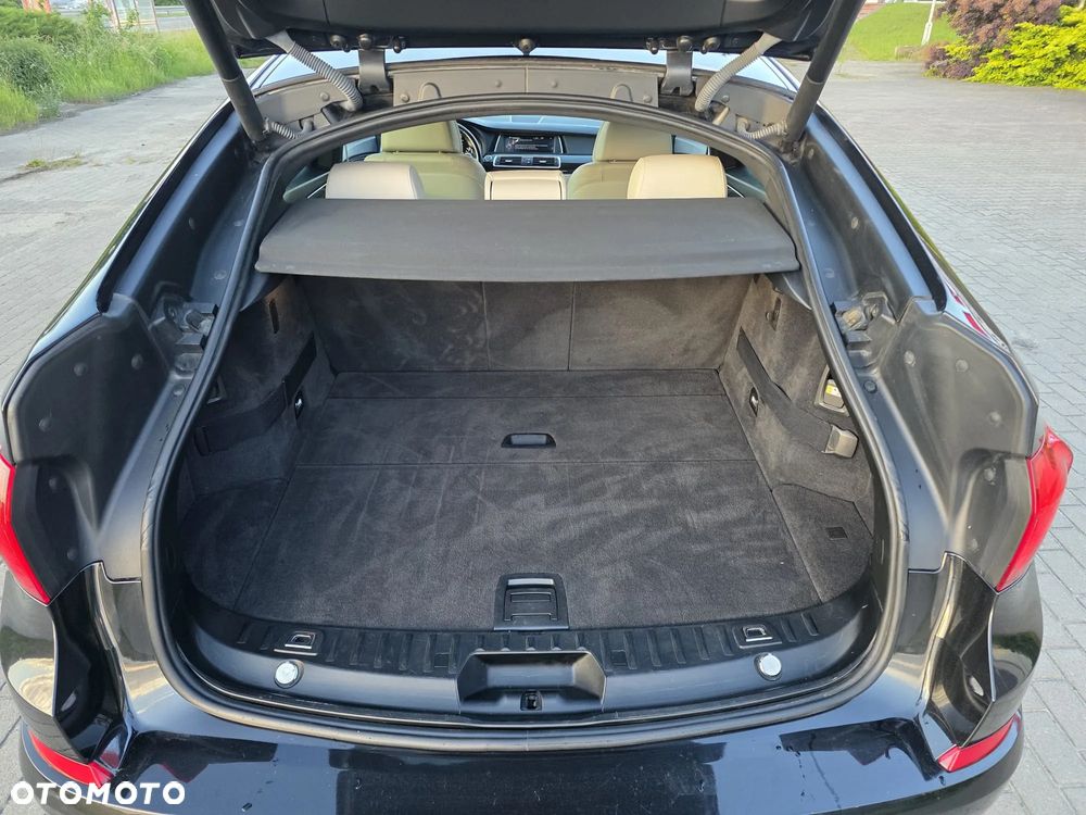 BMW 5GT 530d xDrive - 18