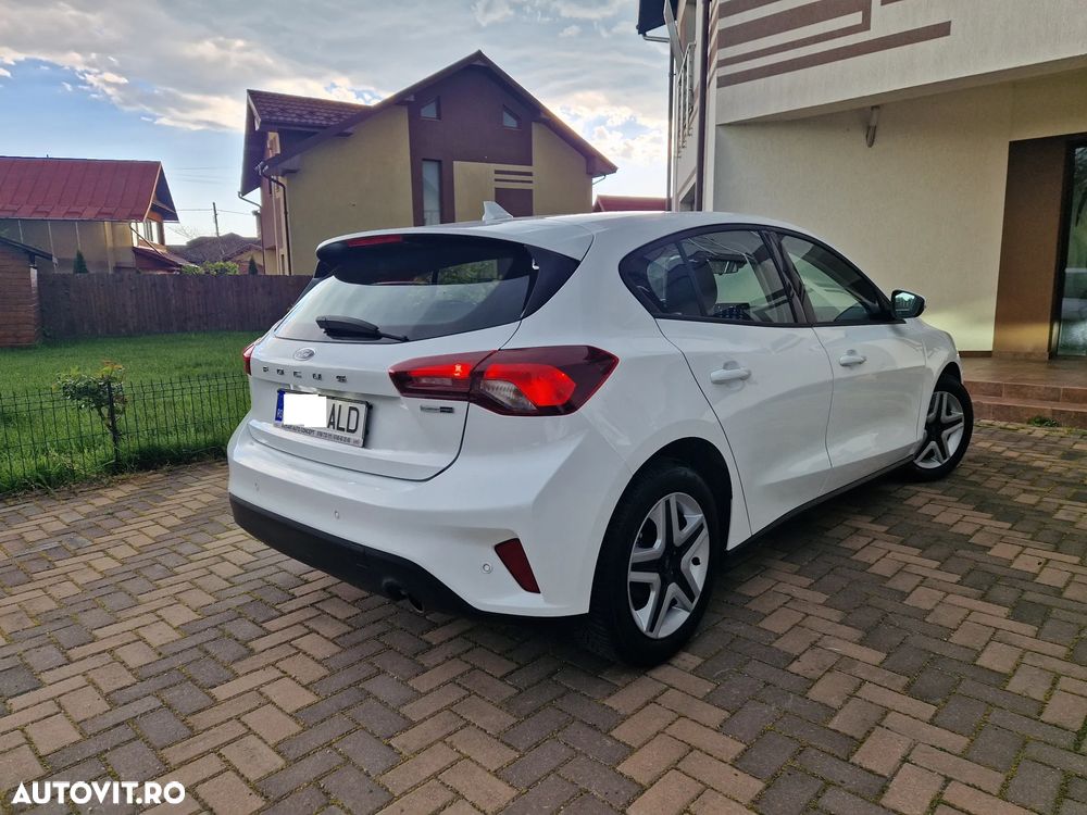 Ford Focus 1.0 EcoBoost MHEV Titanium X - 19