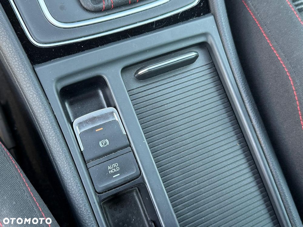 Volkswagen Golf GTI Performance BlueMotion Technology DSG - 23