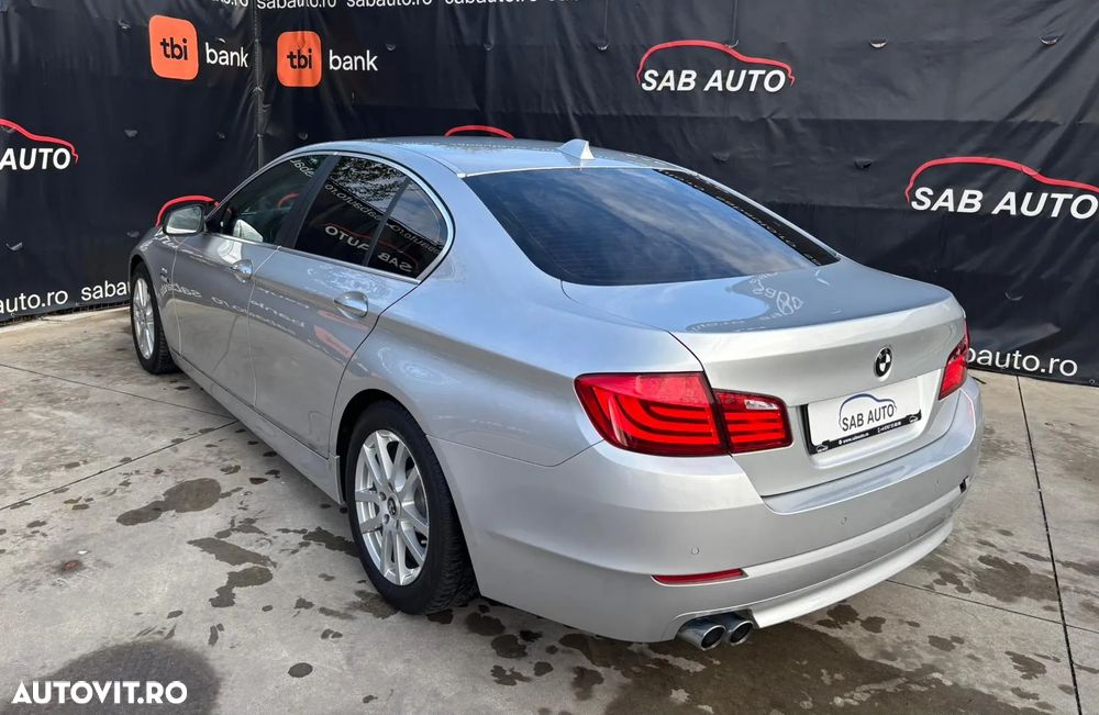 BMW Seria 5 520d - 6