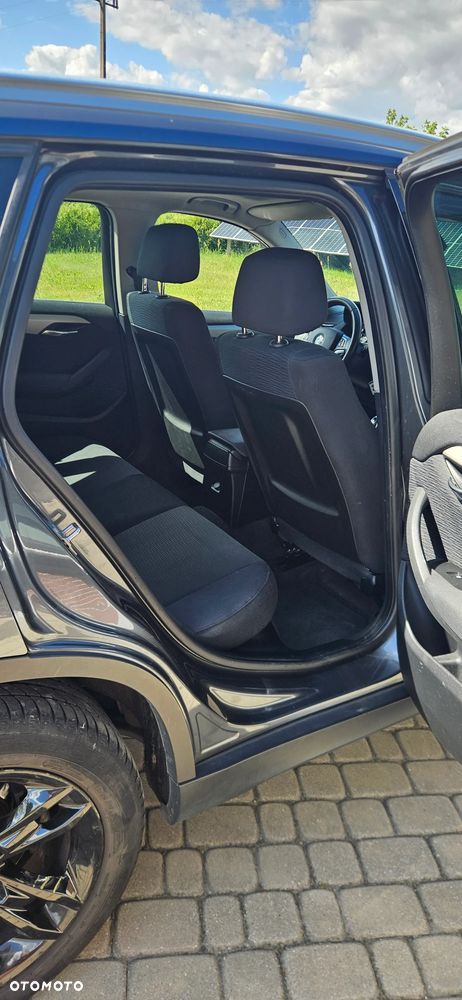 BMW X1 sDrive18d Sport Line - 9