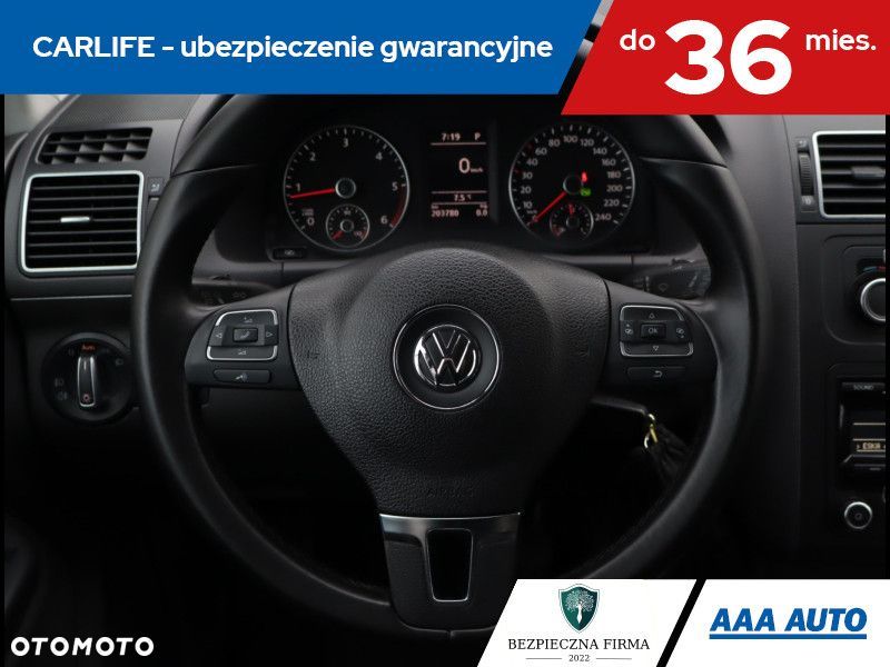 Volkswagen Touran - 19