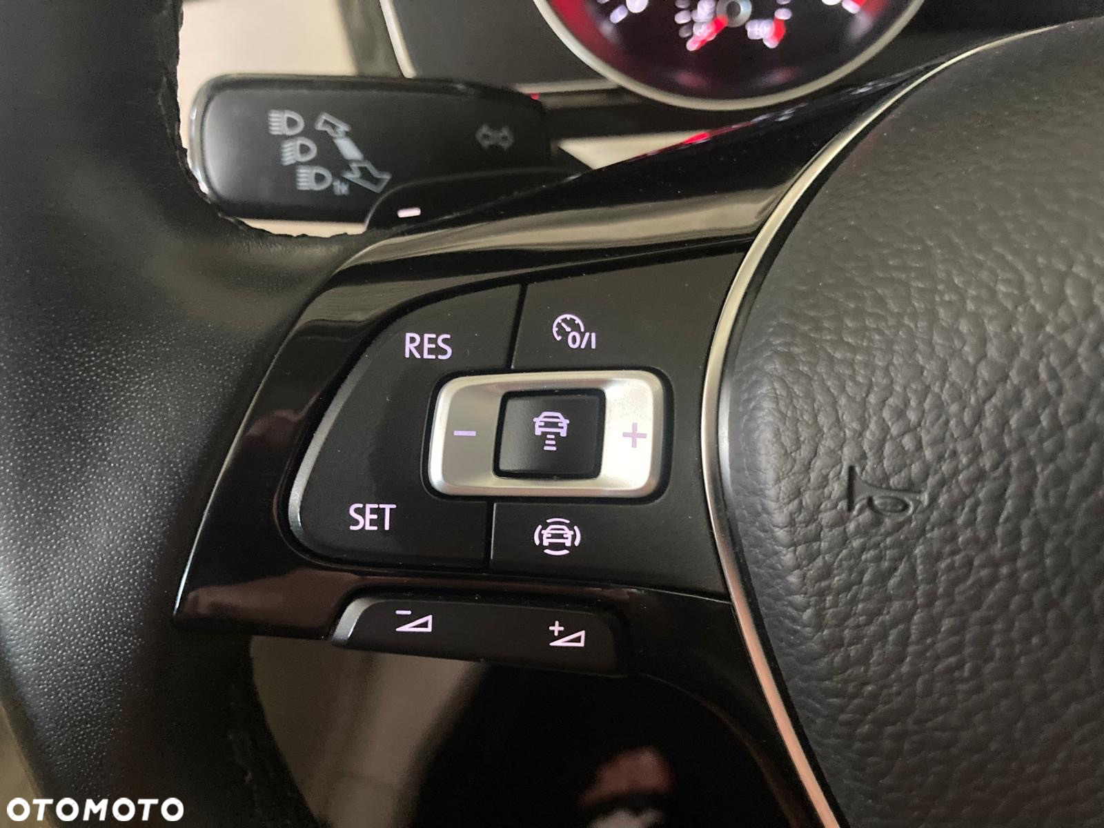 Volkswagen Passat 2.0 TDI BMT Highline DSG - 13