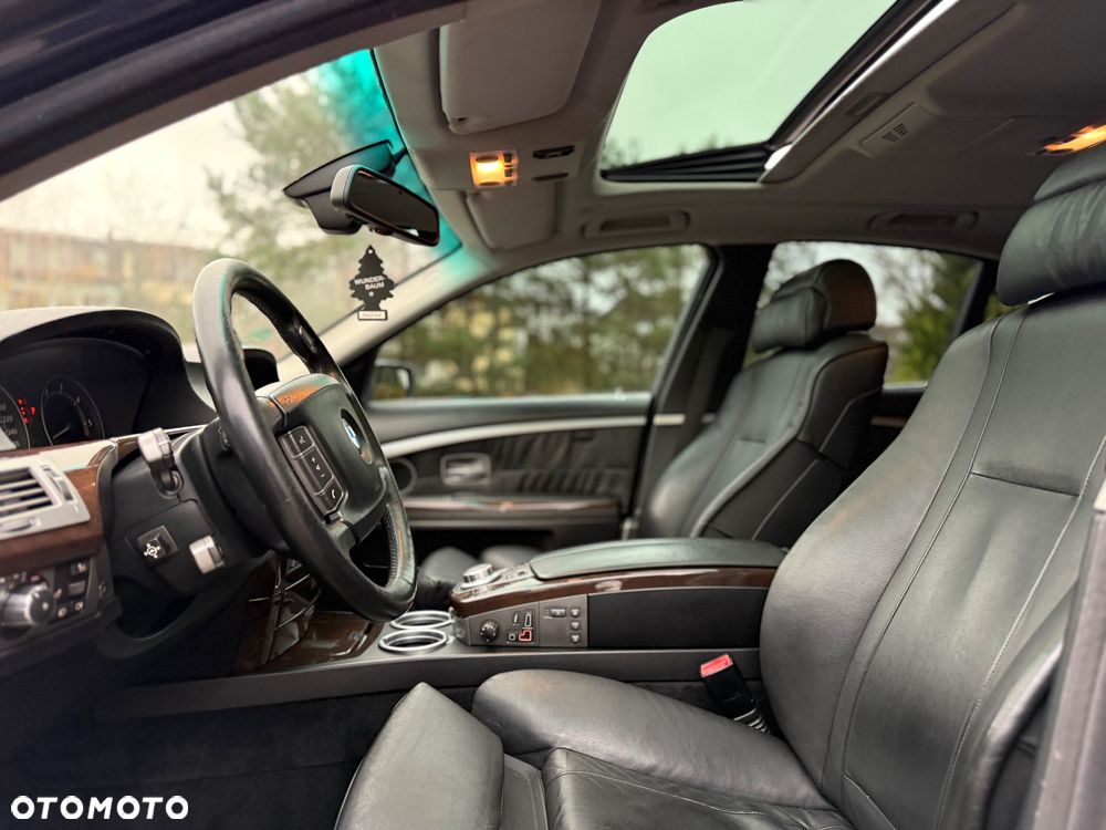 BMW Seria 7 745d - 10