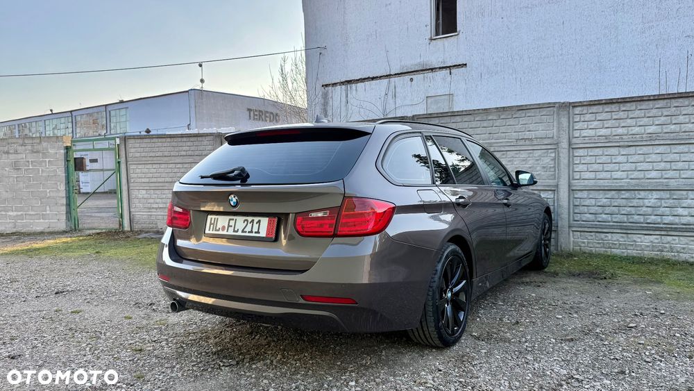 BMW Seria 3 - 36