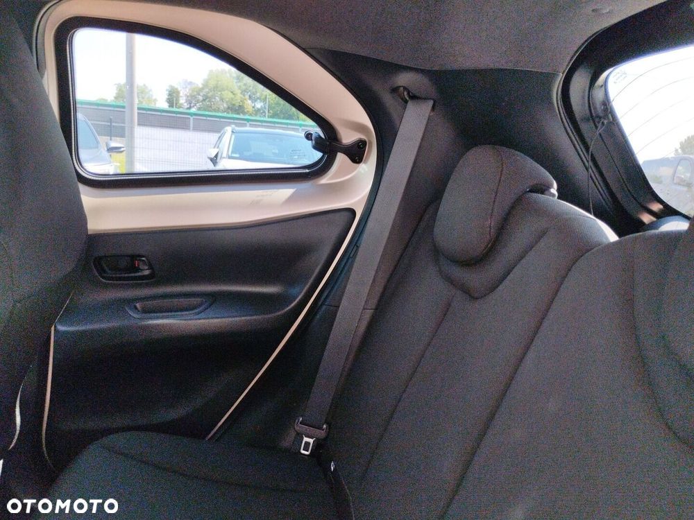 Toyota Aygo X 1.0 VVT-i Style CVT - 11